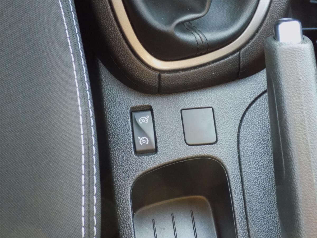 Renault Clio Hatchback 1,2 l 87 kw