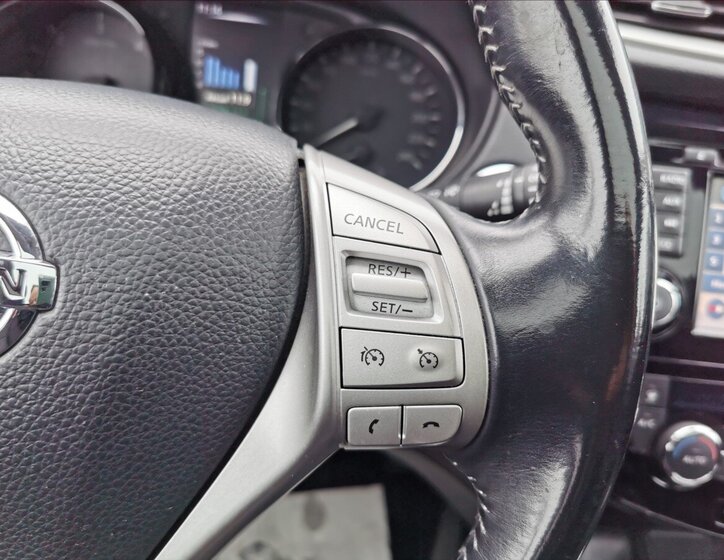 Nissan Qashqai SUV 1,6 l 96 kw