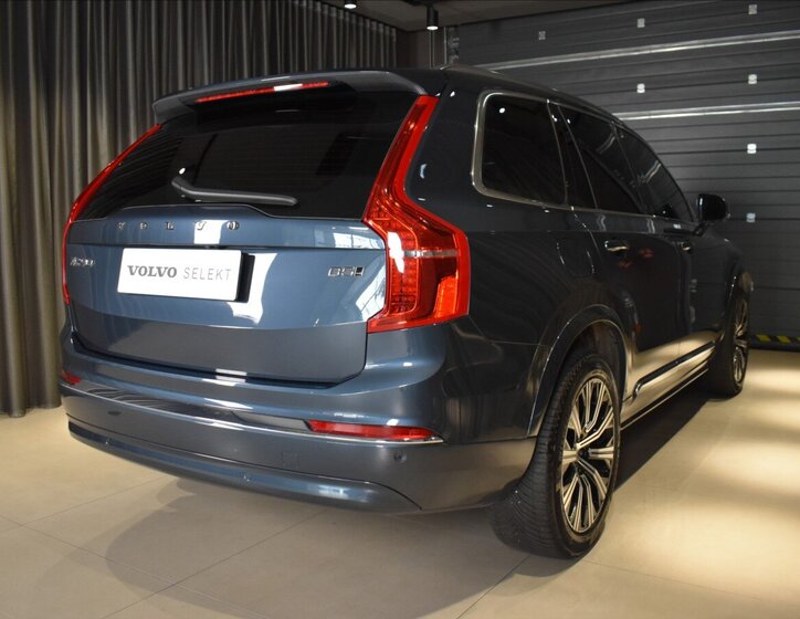 Volvo XC90 4