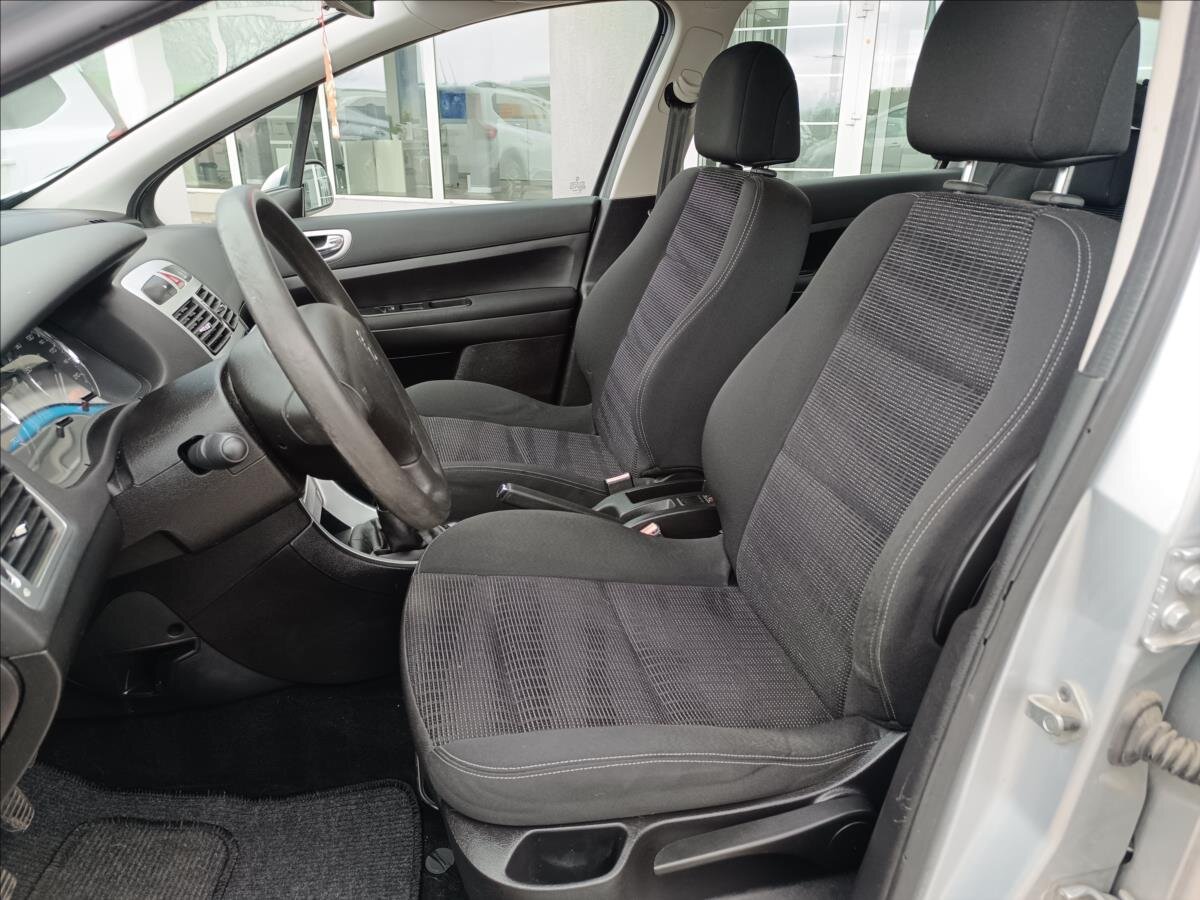 Peugeot 307 Kombi 1,4 l 65 kw