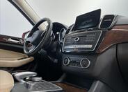 Mercedes-Benz GLS 16