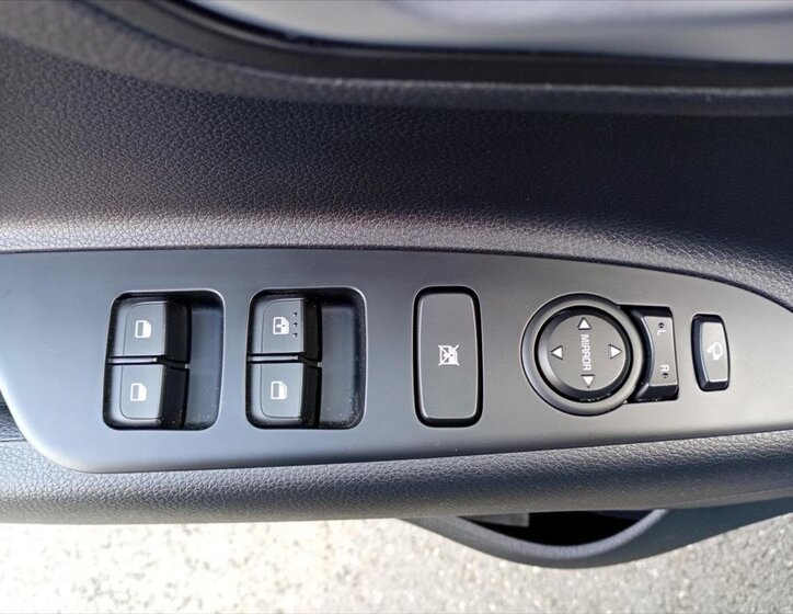 KIA Stonic Hatchback 998,0 73 kw