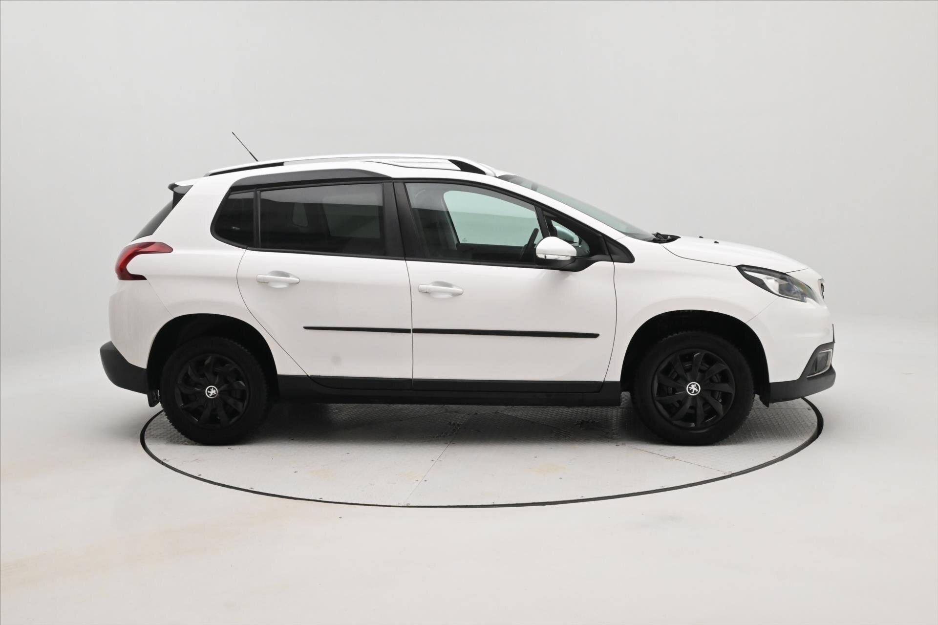 Peugeot 2008 SUV 2,0 l 60 kw