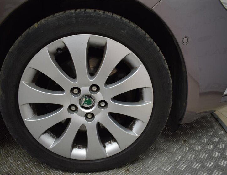 Škoda Superb Kombi 2,0 l 125 kw