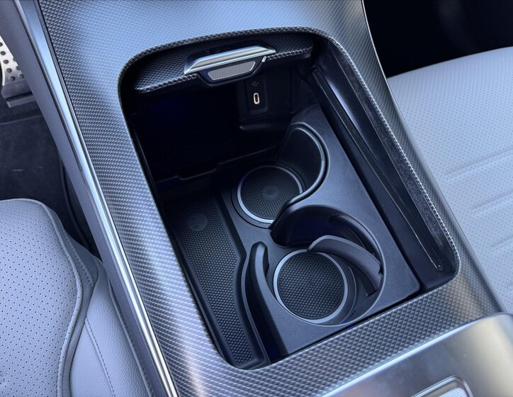 Mercedes-Benz GLC SUV / Terénní 2,0 l 245 kw