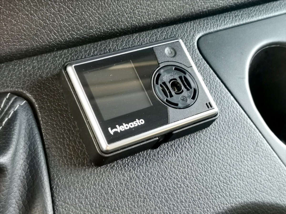 Mercedes-Benz Sprinter Valník 3,0 l 140 kw