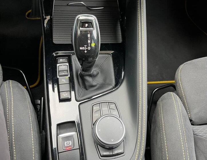 BMW X2 SUV 2,0 l 140 kw