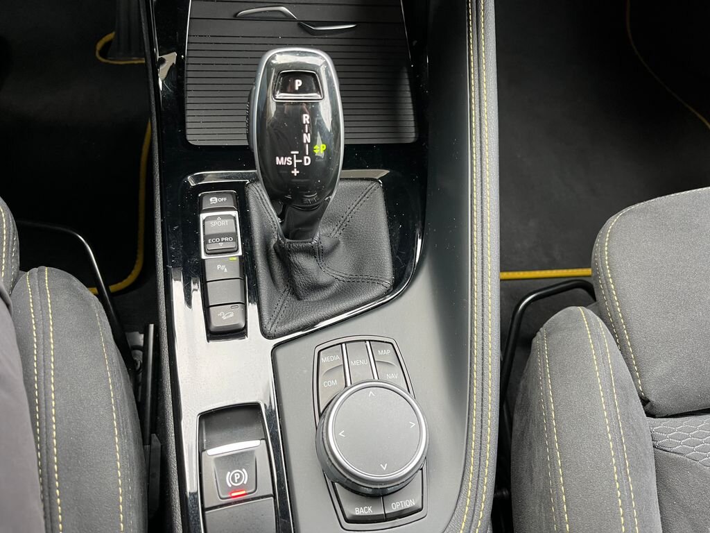 BMW X2 SUV 2,0 l 140 kw