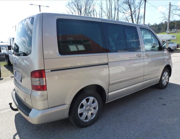 Volkswagen Multivan Kombi 2,5 l 128 kw