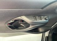 Toyota Yaris Cross SUV 1,5 l 68 kw