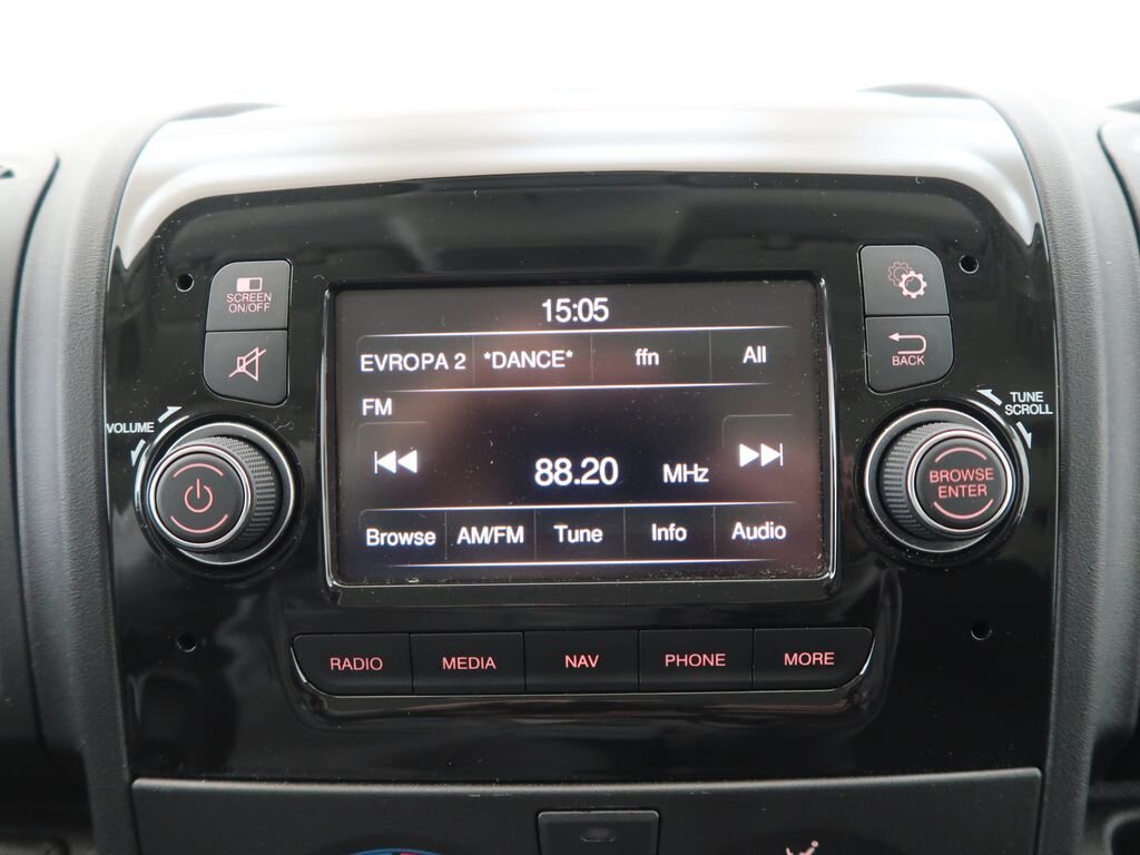 Opel Movano Skříň 2,2 l 103 kw