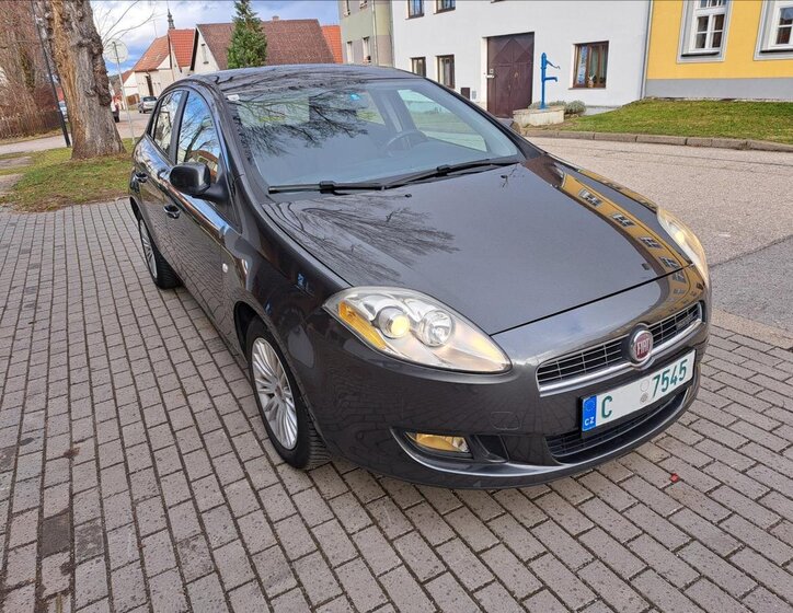 Fiat Bravo Hatchback 1,6 l 77 kw