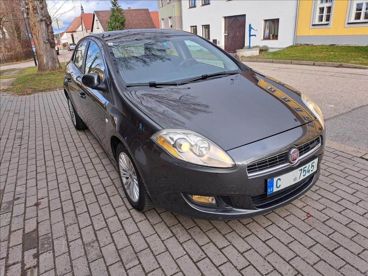 Fiat Bravo Hatchback 1,6 l 77 kw