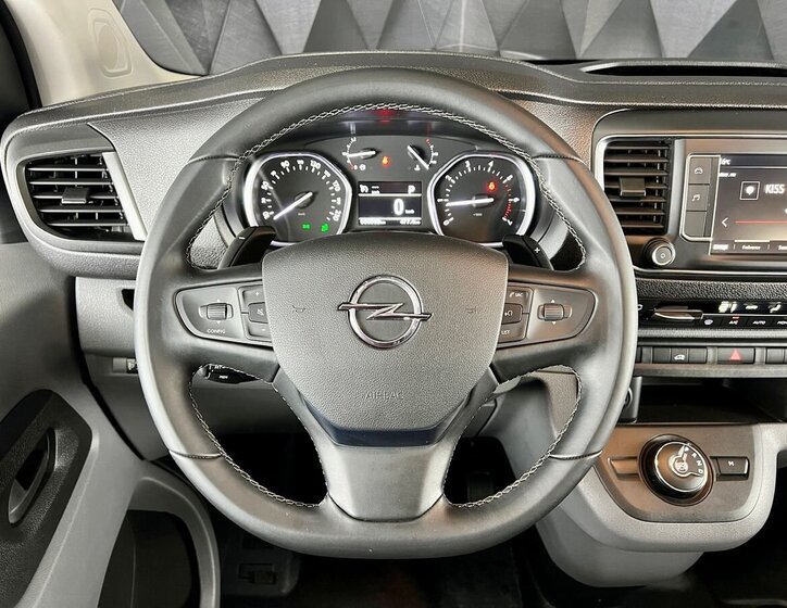 Opel Vivaro Užitková 2,0 l 130 kw