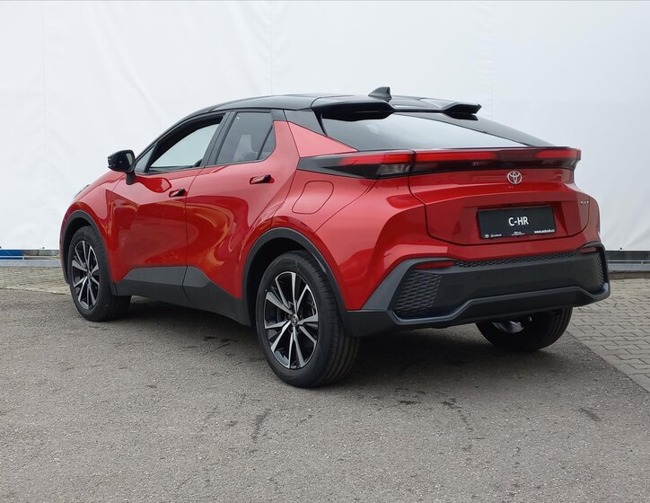 Toyota C-HR Hatchback 2,0 l 112 kw