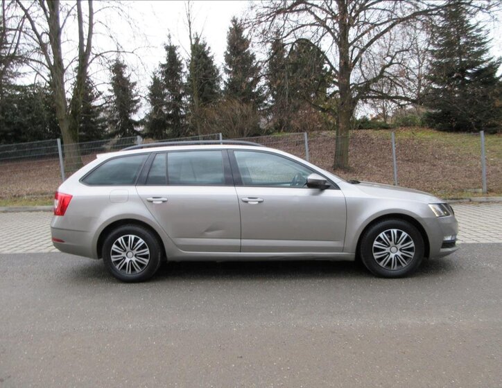 Škoda Octavia Kombi 1,6 l 85 kw