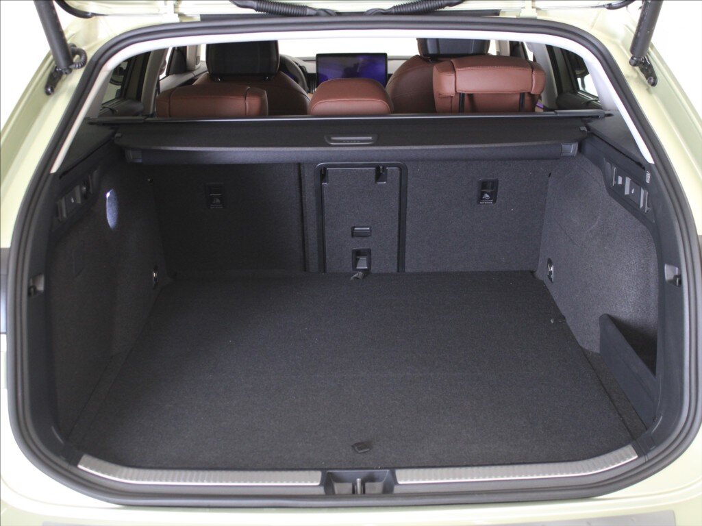 Škoda Superb Kombi 1,5 l 150 kw