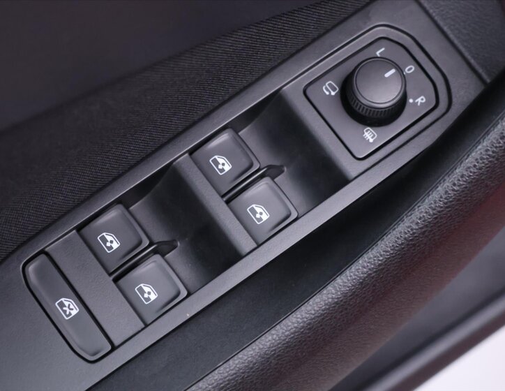 Škoda Kamiq SUV / Terénní 1,5 l 110 kw