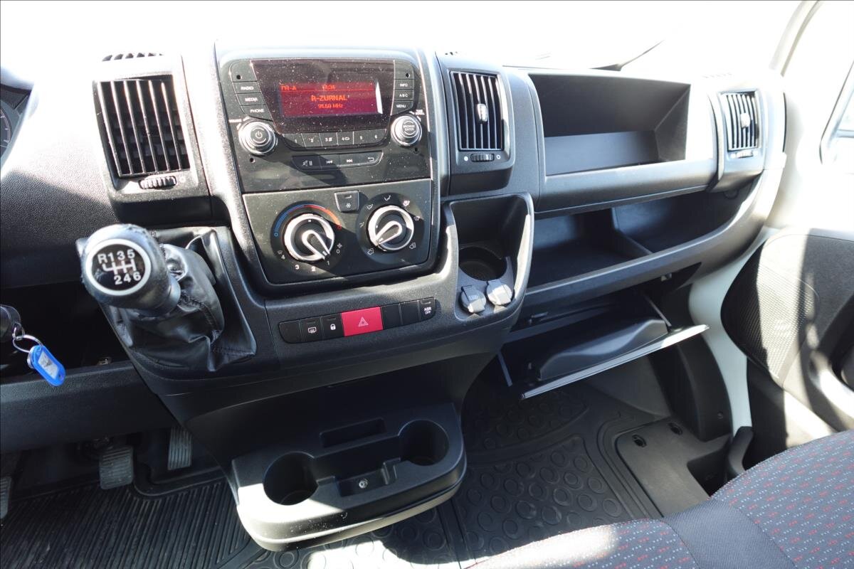 Peugeot Boxer Ostatní 2,2 l 121 kw