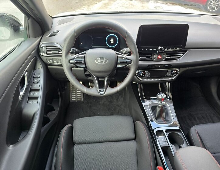 Hyundai i30 Hatchback 1,5 l 70 kw