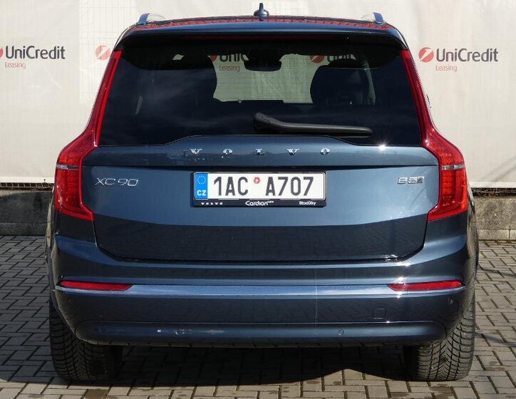Volvo XC90 SUV / Terénní 2,0 l 173 kw