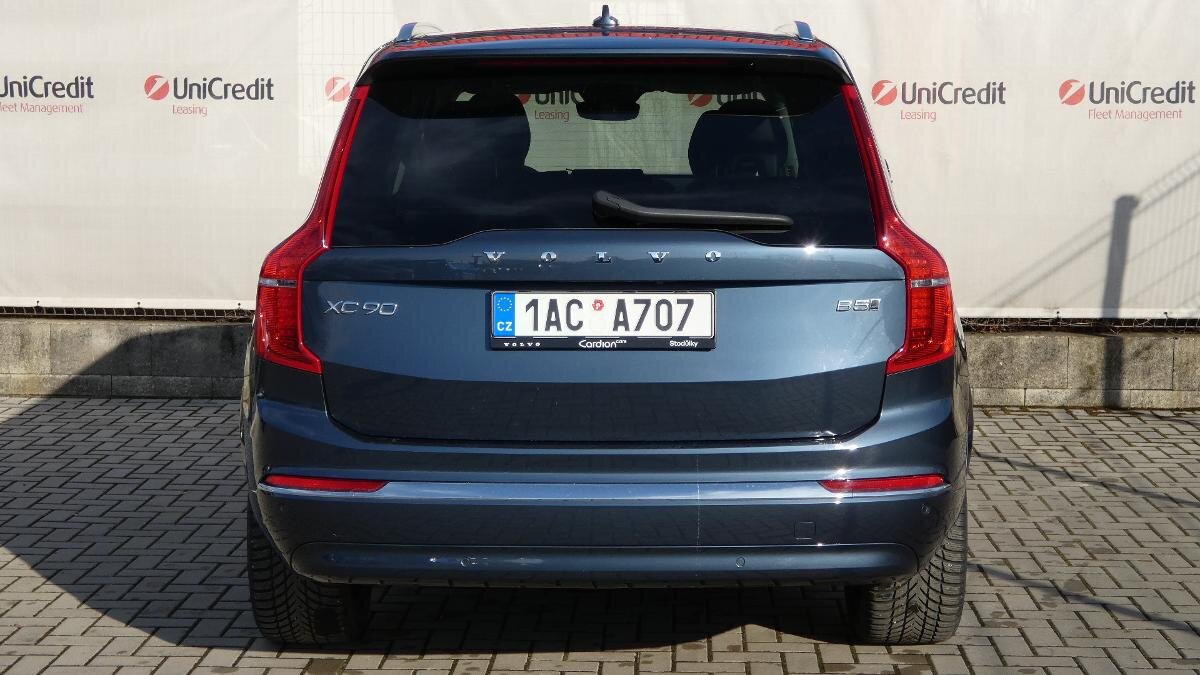 Volvo XC90 SUV / Terénní 2,0 l 173 kw