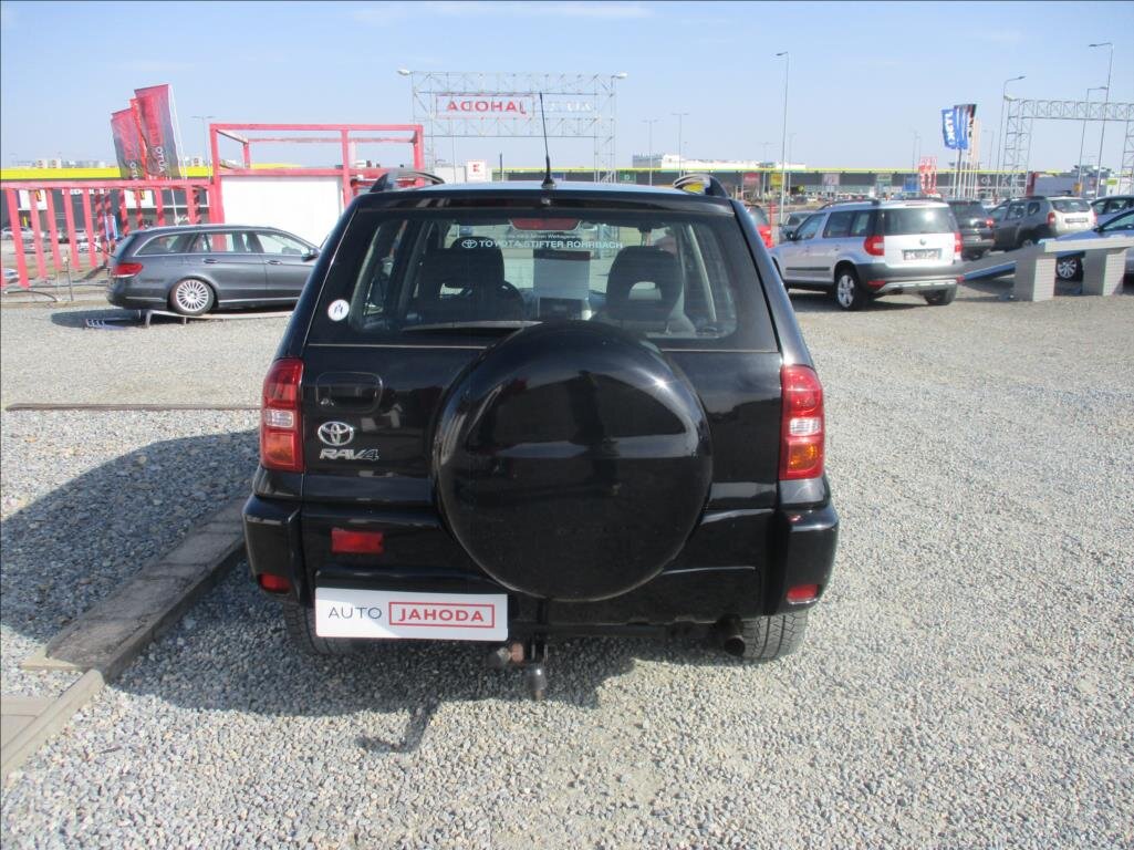 Toyota RAV4 SUV / Terénní 2,0 l 85 kw