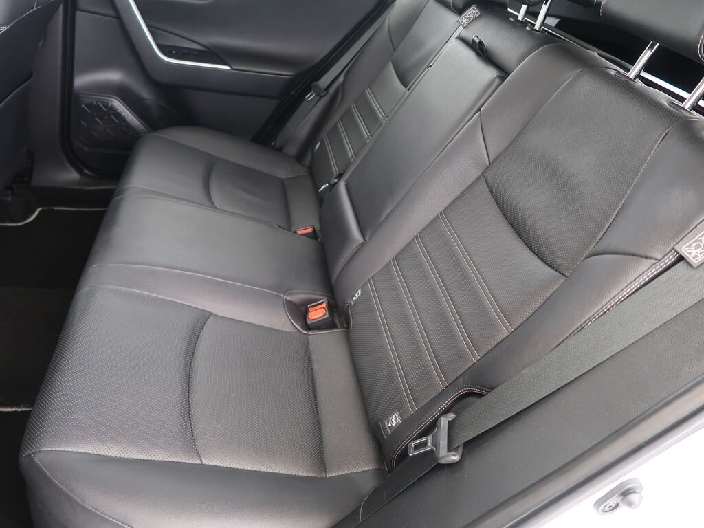 Toyota RAV4 Kombi 2,5 l 131 kw