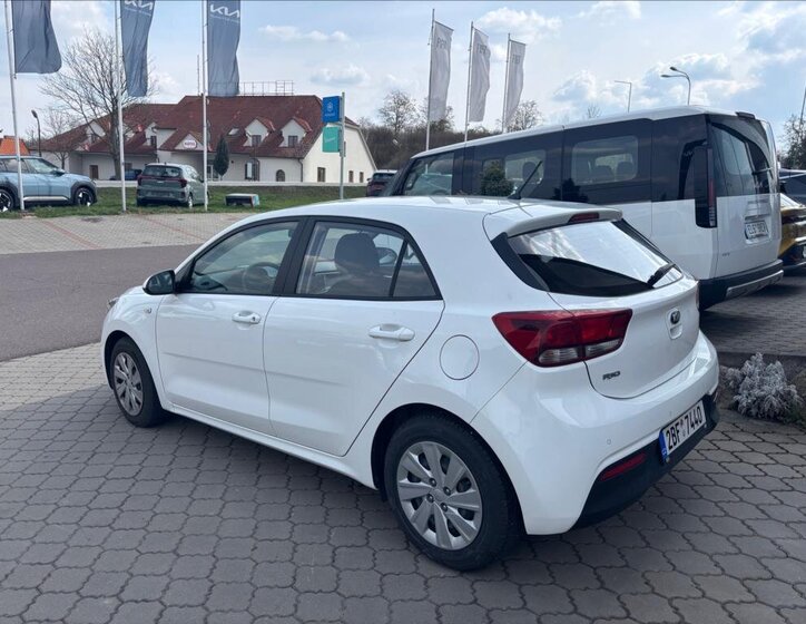 KIA Rio Hatchback 1,2 l 61 kw
