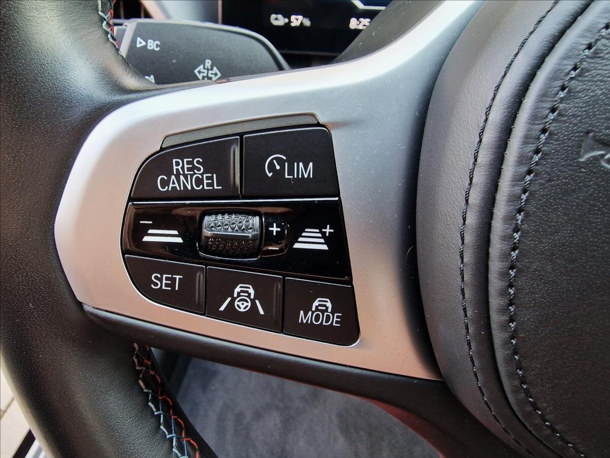 BMW i4 Sedan / Limuzína 0,0 400 kw