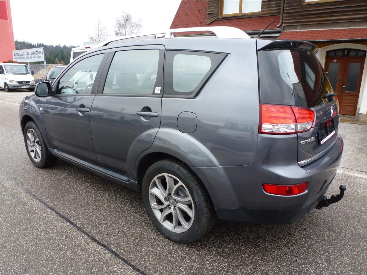 Citroën C-Crosser SUV / Terénní 2,2 l 115 kw