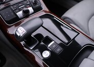 Audi A8 Sedan / Limuzína 4,2 l 273 kw