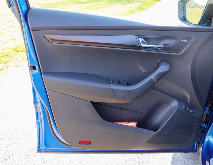 Škoda Karoq SUV / Terénní 1,5 l 110 kw