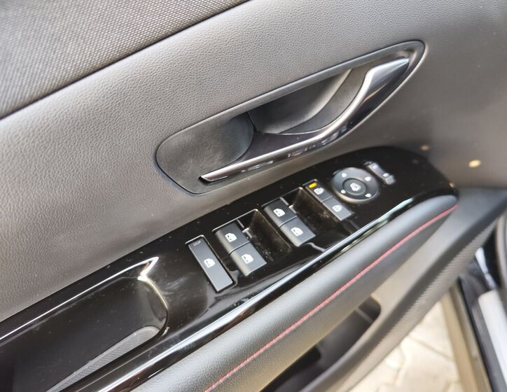 Hyundai Tucson SUV 1,6 l 118 kw