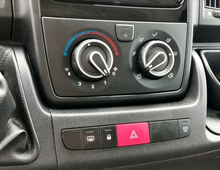 Citroën Jumper Ostatní 2,2 l 121 kw