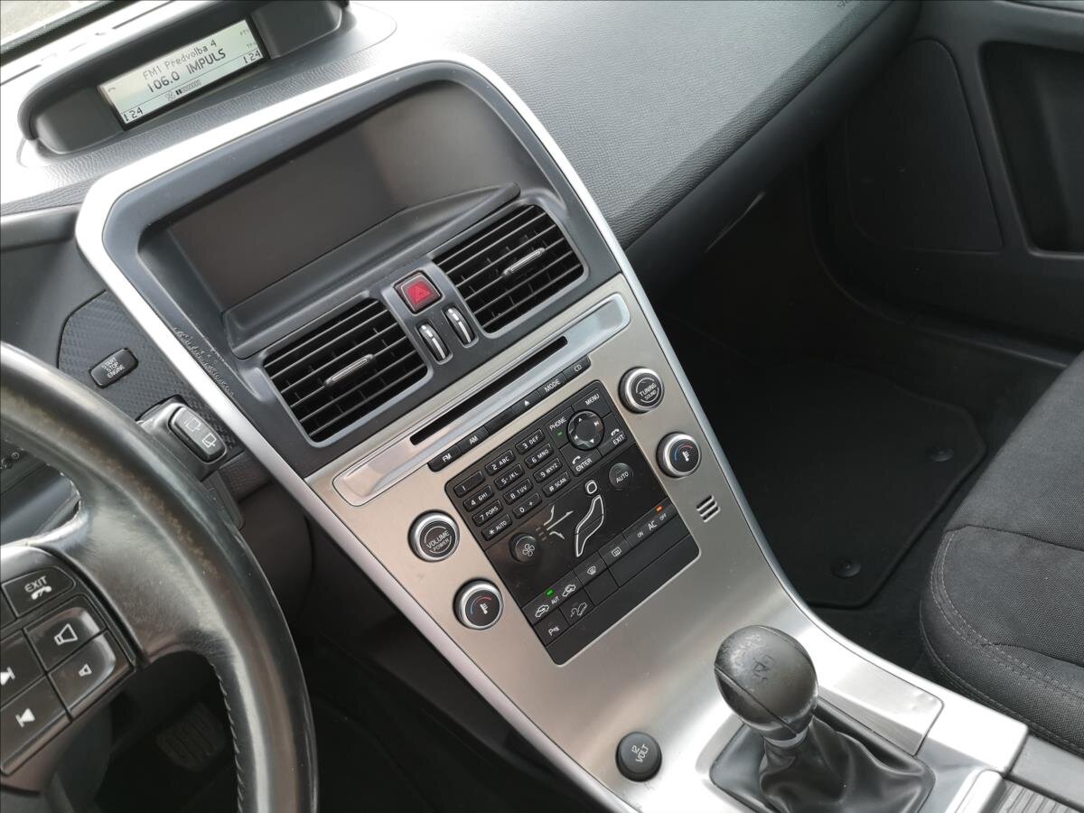 Volvo XC60 Kombi 2,4 l 136 kw