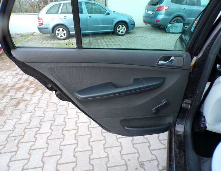 Škoda Fabia Hatchback 1,9 l 96 kw