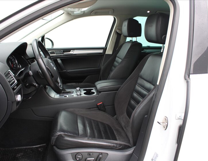 Volkswagen Touareg 10