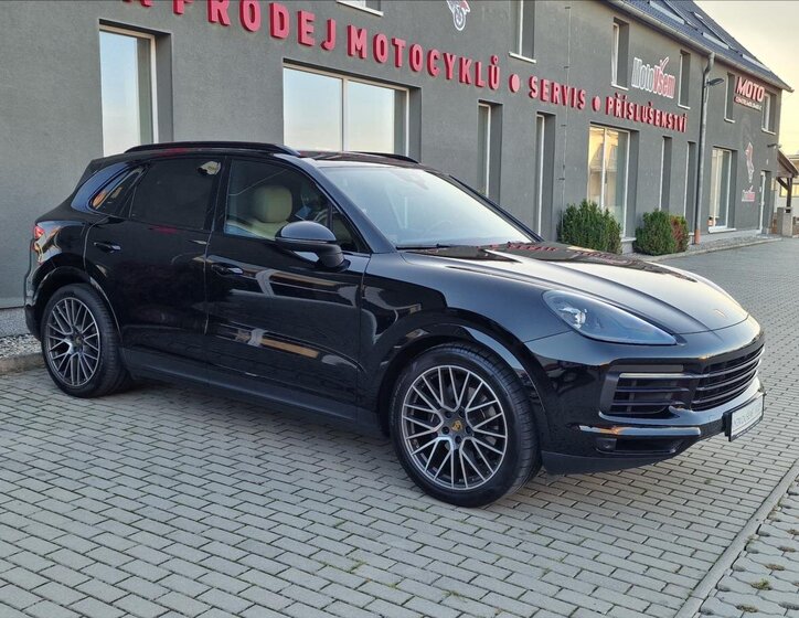 Porsche Cayenne SUV / Terénní 3,0 l 250 kw
