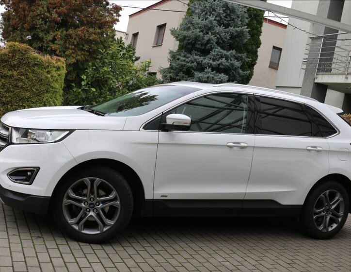 Ford Edge Kombi 2,0 l 154 kw