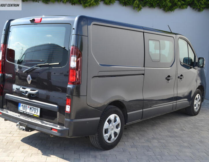 Renault Trafic 5
