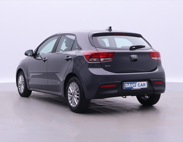 KIA Rio 5