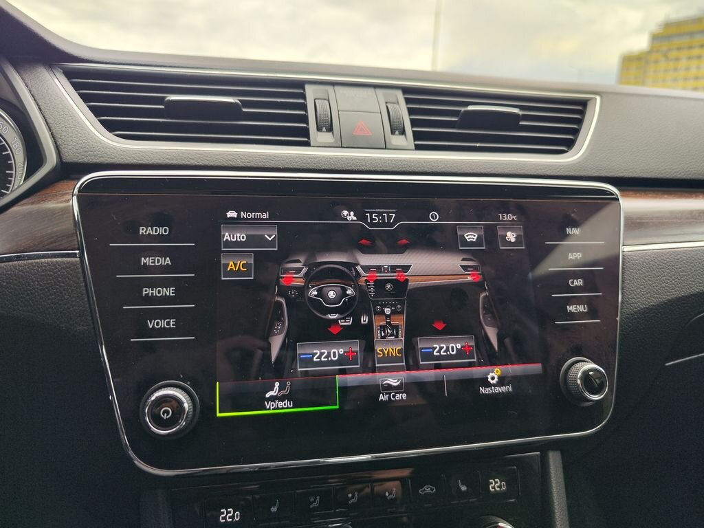 Škoda Superb Kombi 2,0 l 147 kw