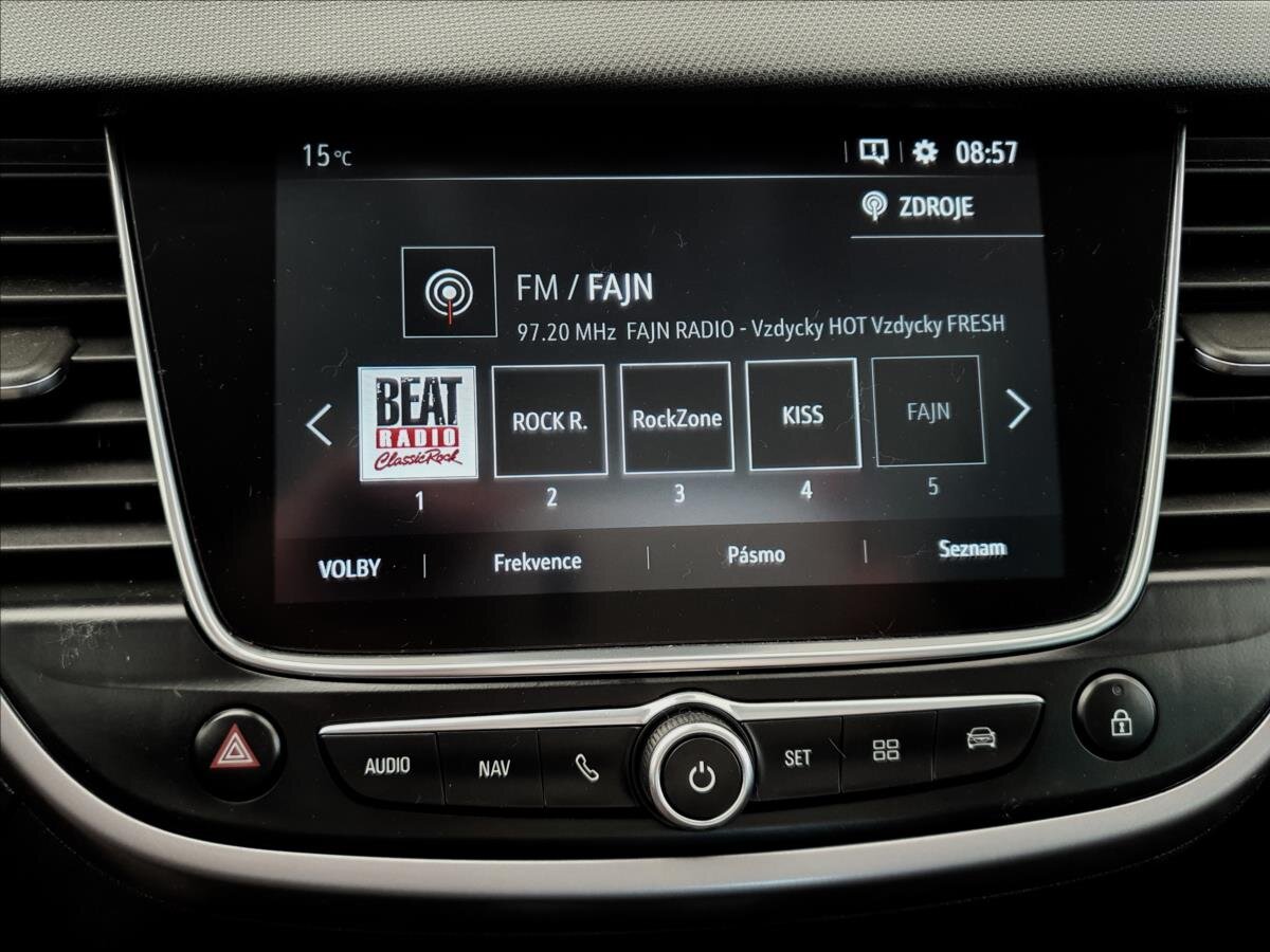 Opel Crossland X SUV / Terénní 1,5 l 75 kw