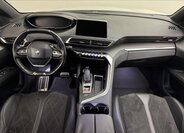 Peugeot 5008 SUV 2,0 l 133 kw
