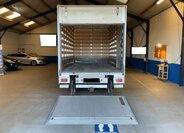 Volkswagen Crafter Skříň 2,5 l 120 kw