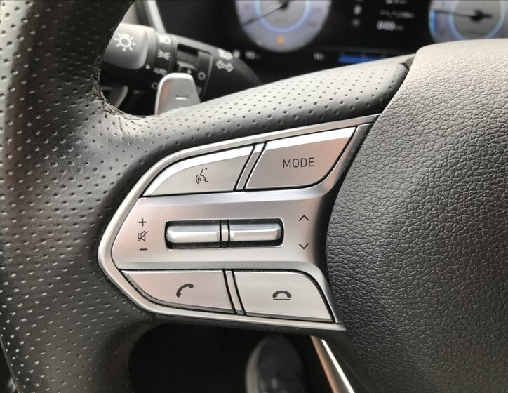 Hyundai Santa Fe SUV / Terénní 2,2 l 142 kw
