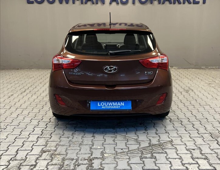 Hyundai i30 13