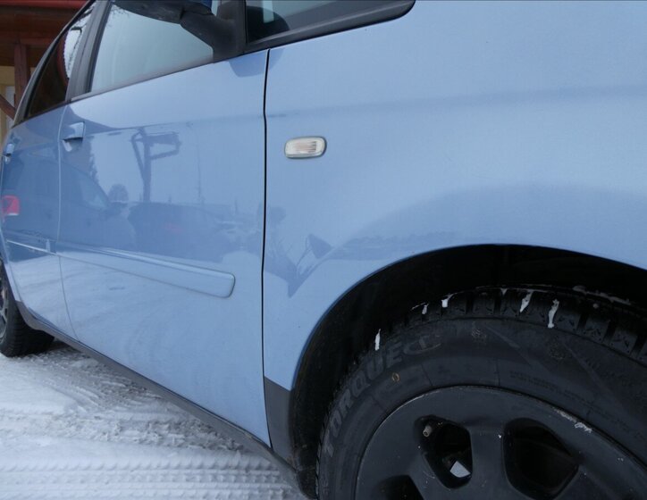 Fiat Idea Hatchback 1,4 l 70 kw