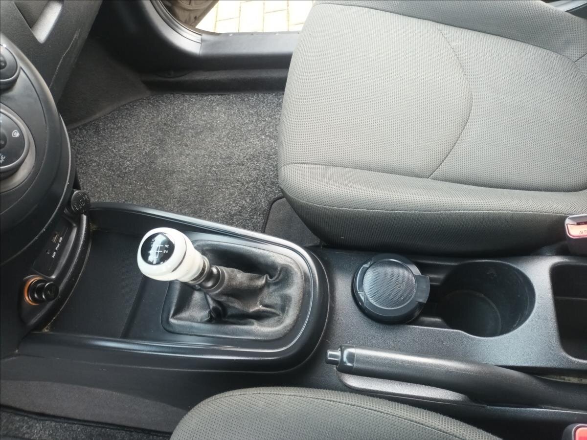 KIA Soul Hatchback 1,6 l 94 kw